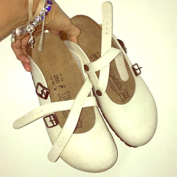 Birkenstock Shoes - 🆕Birkis slides Birkenstock Shoes - 🆕Birkis slides